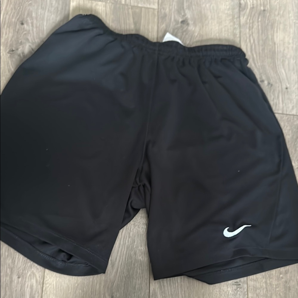 Nike Black Athletic Shorts Lightweight Moisture-Wicking